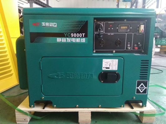 10KVA ディーゼル発電機セット 100% フル カッパー 変電器と 24V DC 電動 スタート