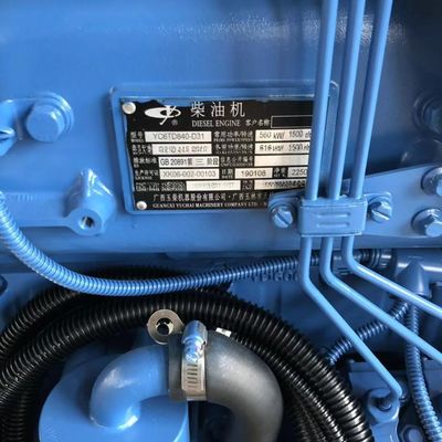 125kva 100kw サイレントディーゼル発電機セット コンパクトユニット 2300*800*1300mm サイズ
